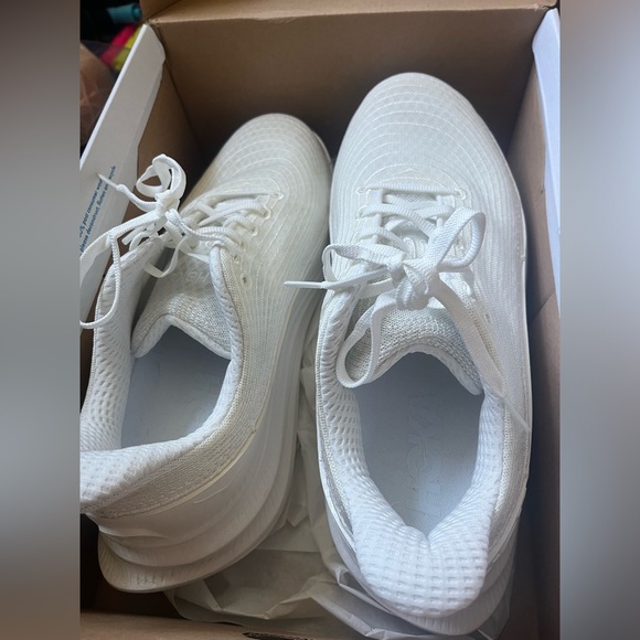 Hoka Thoughtful Creations unisex running shoe - Picture 5 of 8